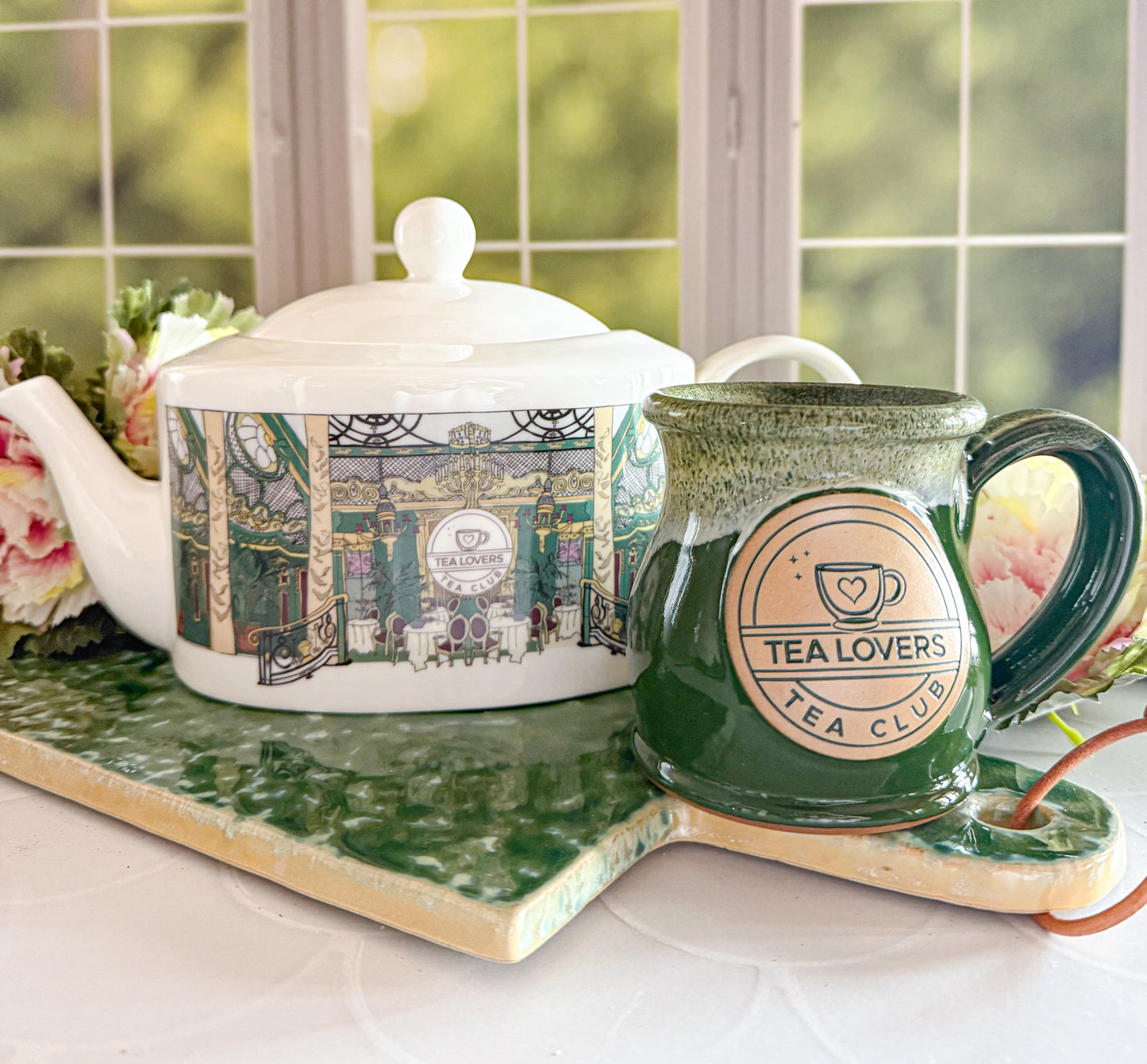Green Art Deco Tea lovers Tea Club Teapot