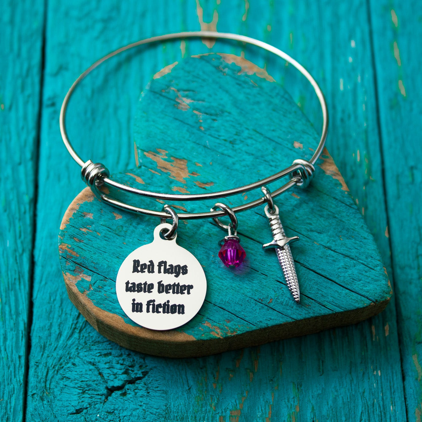 Red flags taste better in fiction