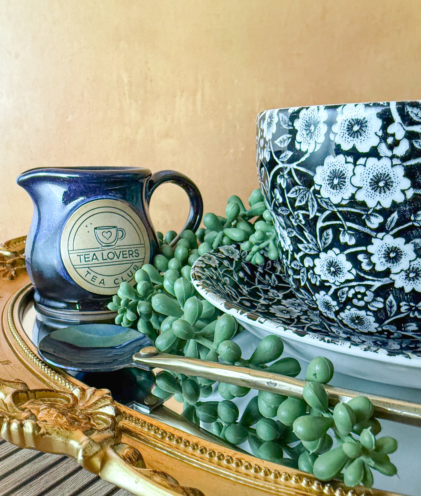 Tea Lovers Tea Club Black Galaxy Milk Tot