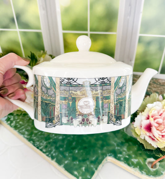 Green Art Deco Tea lovers Tea Club Teapot