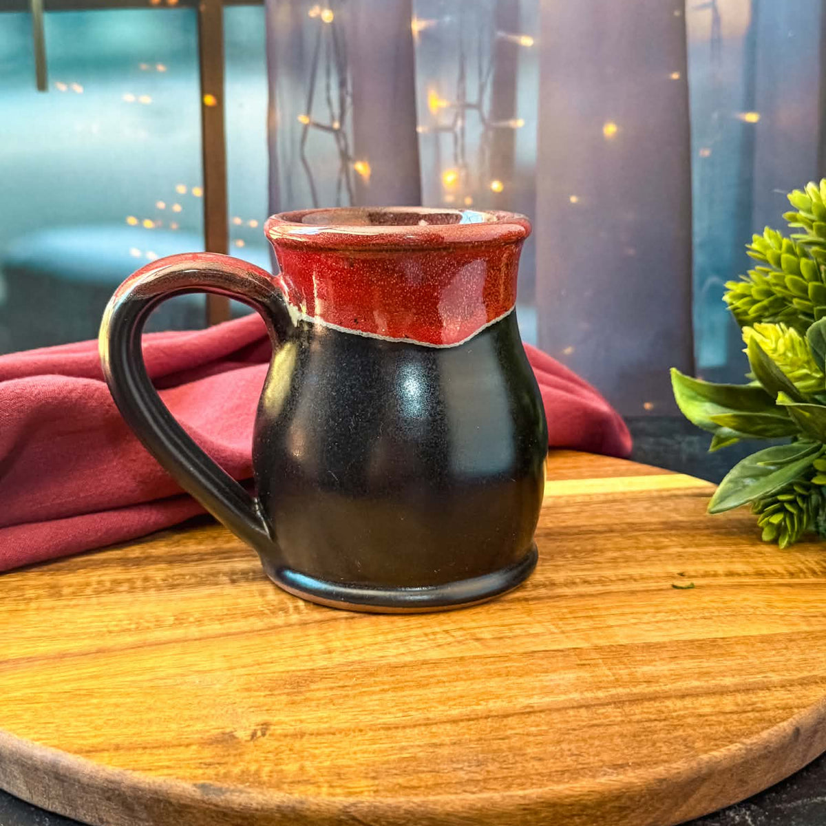 Tea Lovers Tea Club Tall Belly Mug Onyx with White and Red